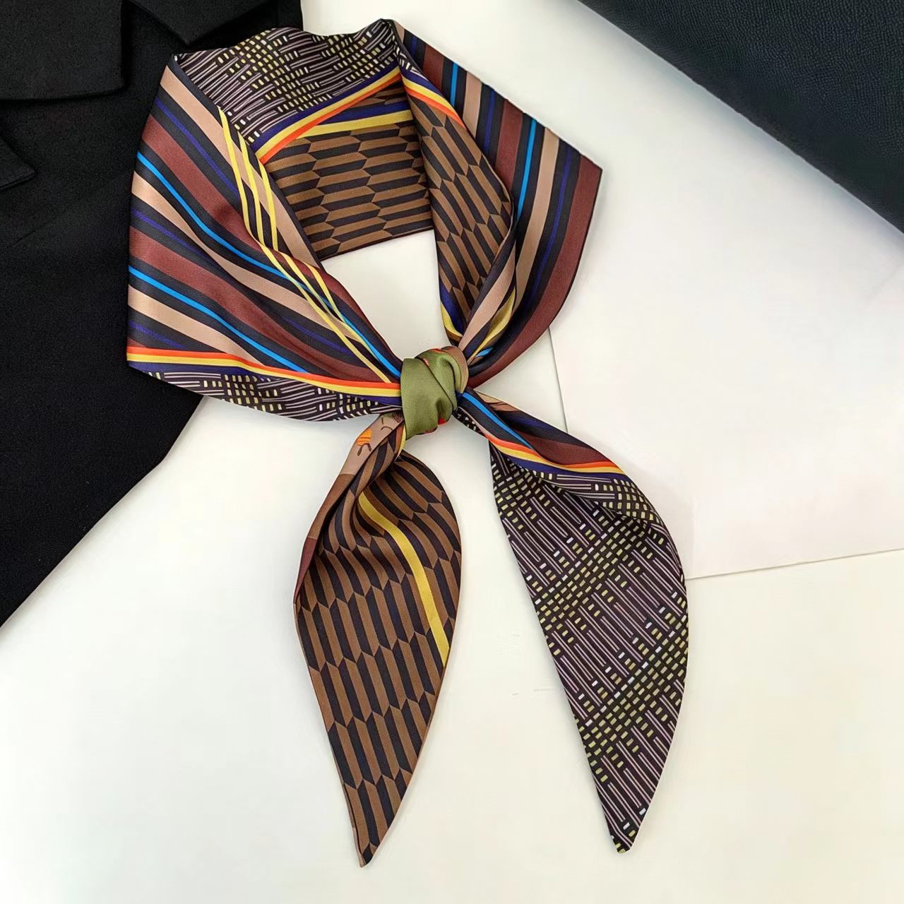 Silk Tie Woven - Pañuelo de seda de lujo con