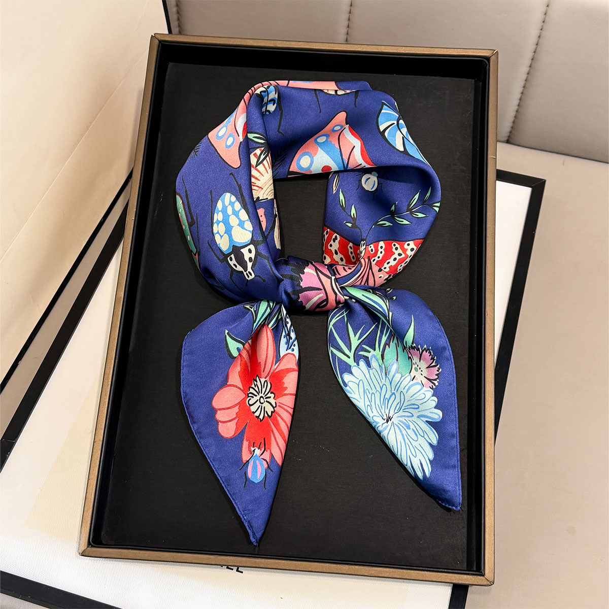 Pañuelos Cuadrados de Seda con - Silk Tie Woven reseña y precio